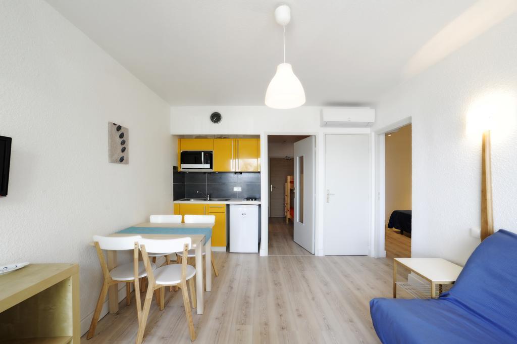 Residence De Tourisme L'Albatros Палава-ле-Фло Екстериор снимка