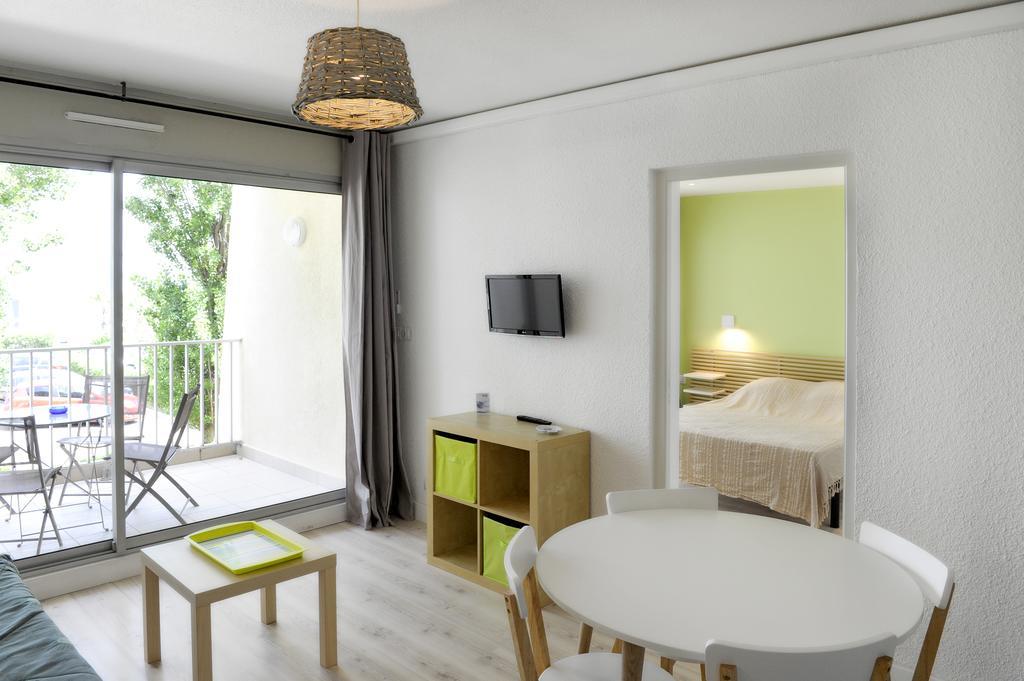 Residence De Tourisme L'Albatros Палава-ле-Фло Екстериор снимка